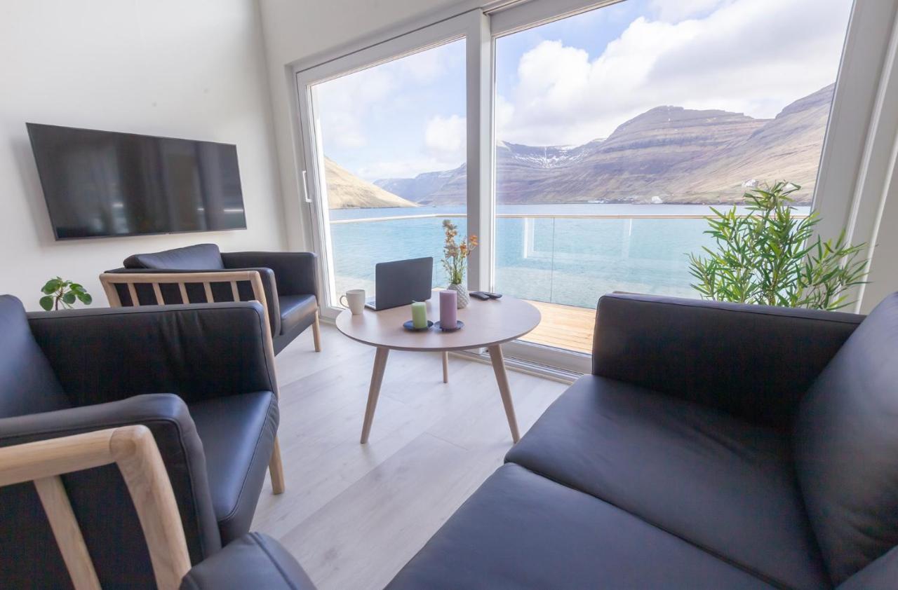 Panorama Boathouse Villa Klaksvik Bagian luar foto
